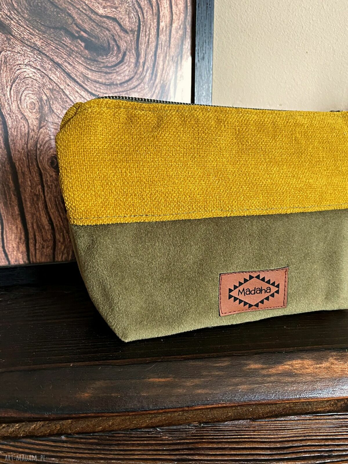 Kosmetyczka patchwork mała - prezent dla niej, na co dzień i w podróży