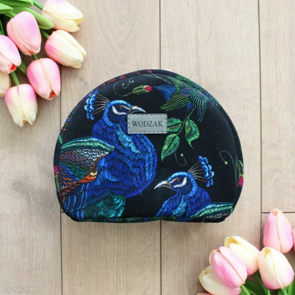 kosmetyczki: Kosmetyczka półksiężyc w pawie hand made