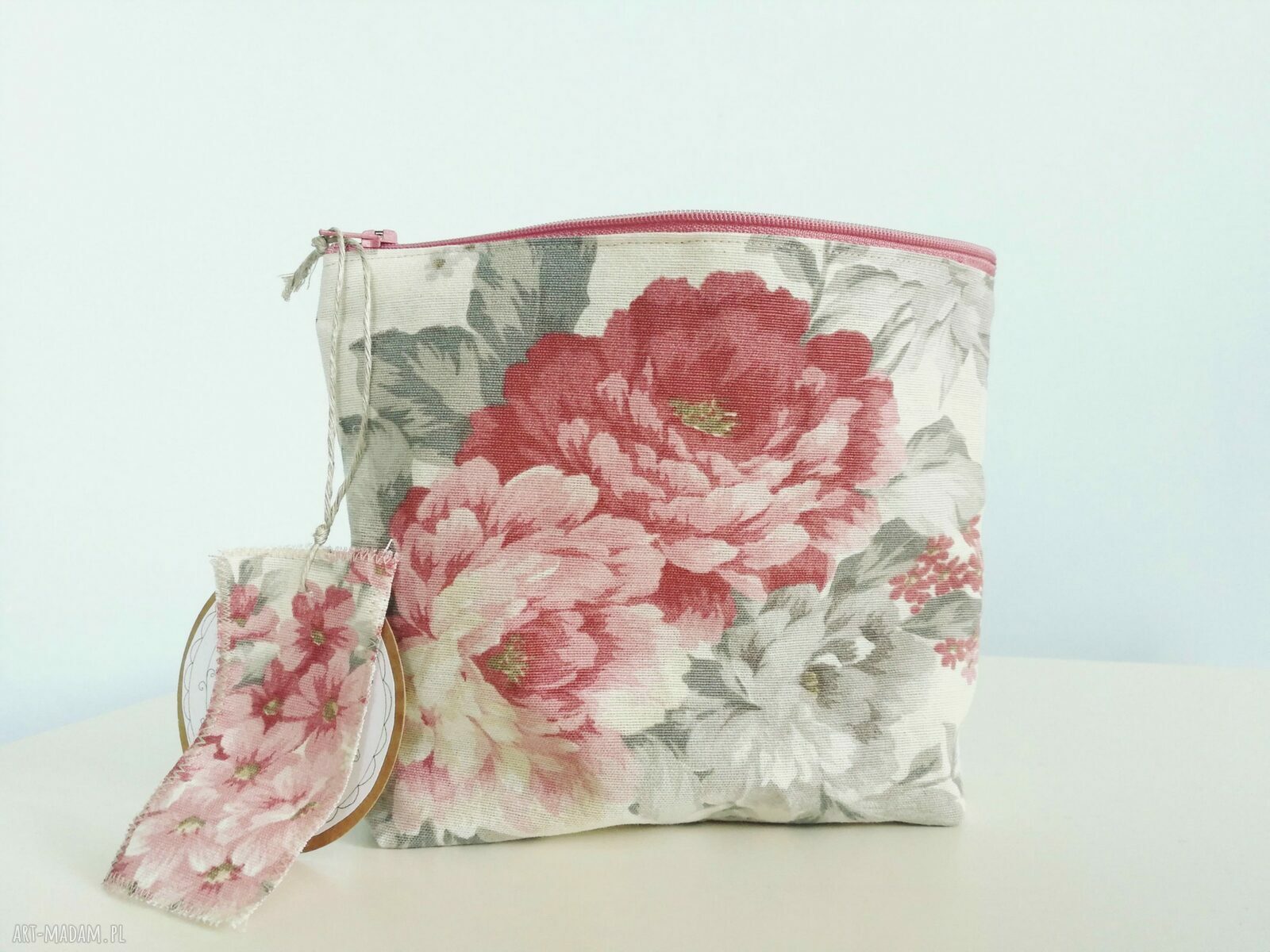 Ręcznie uszyta kosmetyczka organizer vintage w kwiaty 21x15 cm
