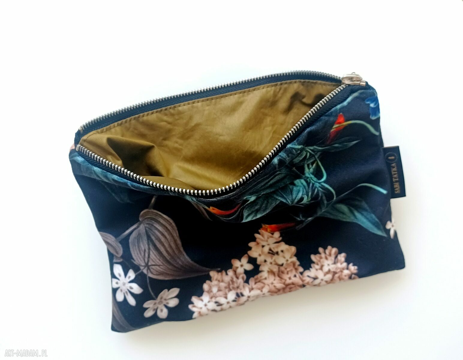 Kosmetyczka z weluru „Bzy” - etui organizer na co dzień i w podróży