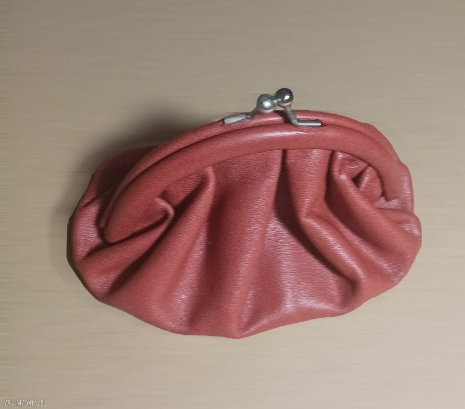 Mała kosmetyczka ze skóry naturalnej handmade