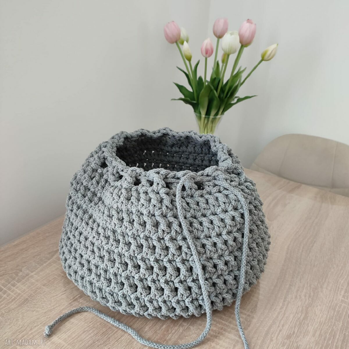 Ręcznie szydełkowany kosz z bawełnianego sznurka 30x20 cm - do łazienki i na co dzień