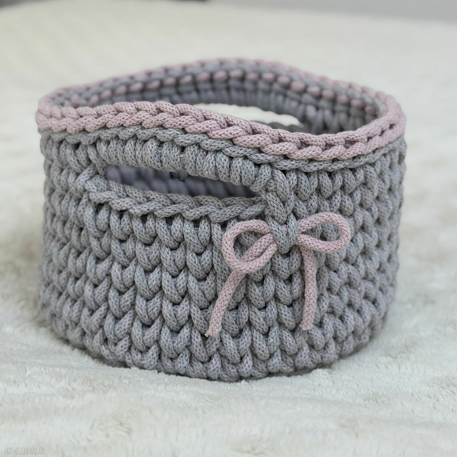 Różowy Dom - koszyczek organizer ze sznurka handmade szydełkiem