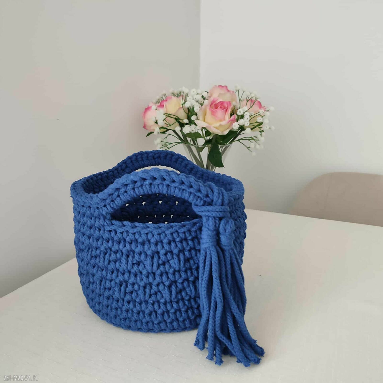 Koszyk szydełkowy ze sznurka bawełnianego 20x15 cm do domu - ręcznie robiony organizer