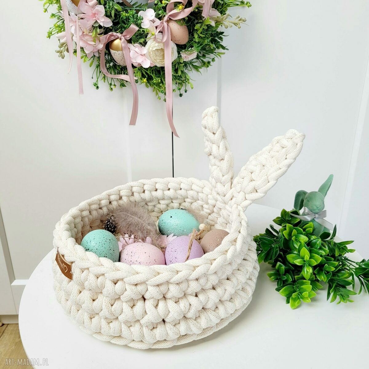 Koszyk wielkanocny Zajączek z uszami 'The Easter Bunny' - duży
