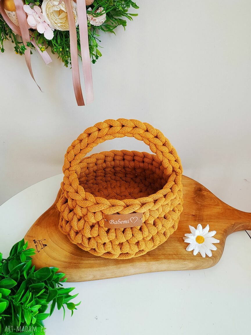 Koszyk wielkanocny Simple Basket w kolorze musztardowym