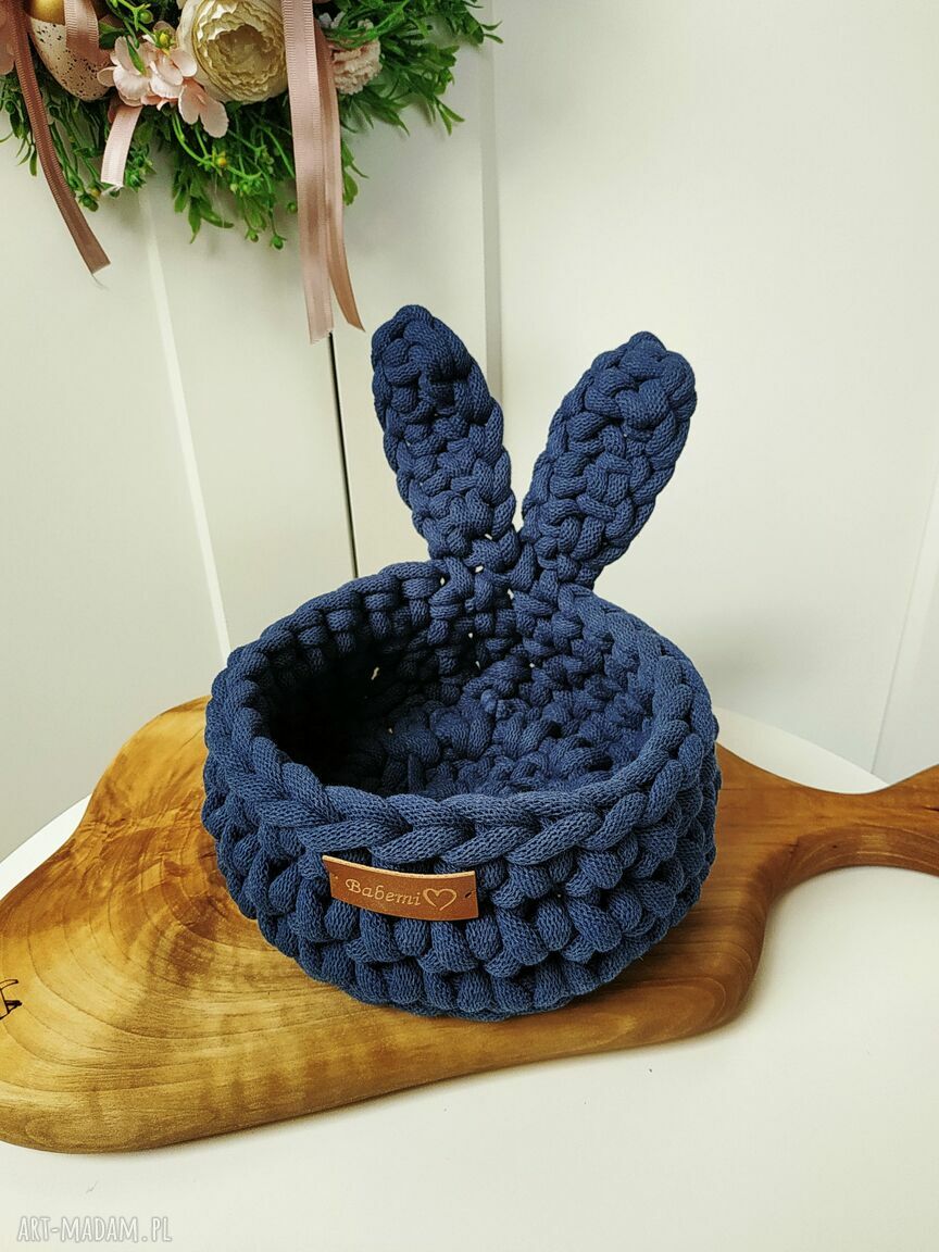 Koszyk wielkanocny zajączek z uszami „The easter bunny” - jeansowy koszyczek na jajka