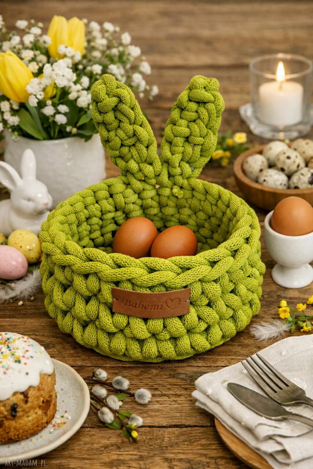 Koszyk wielkanocny dla dziecka - zajączek z uszkami