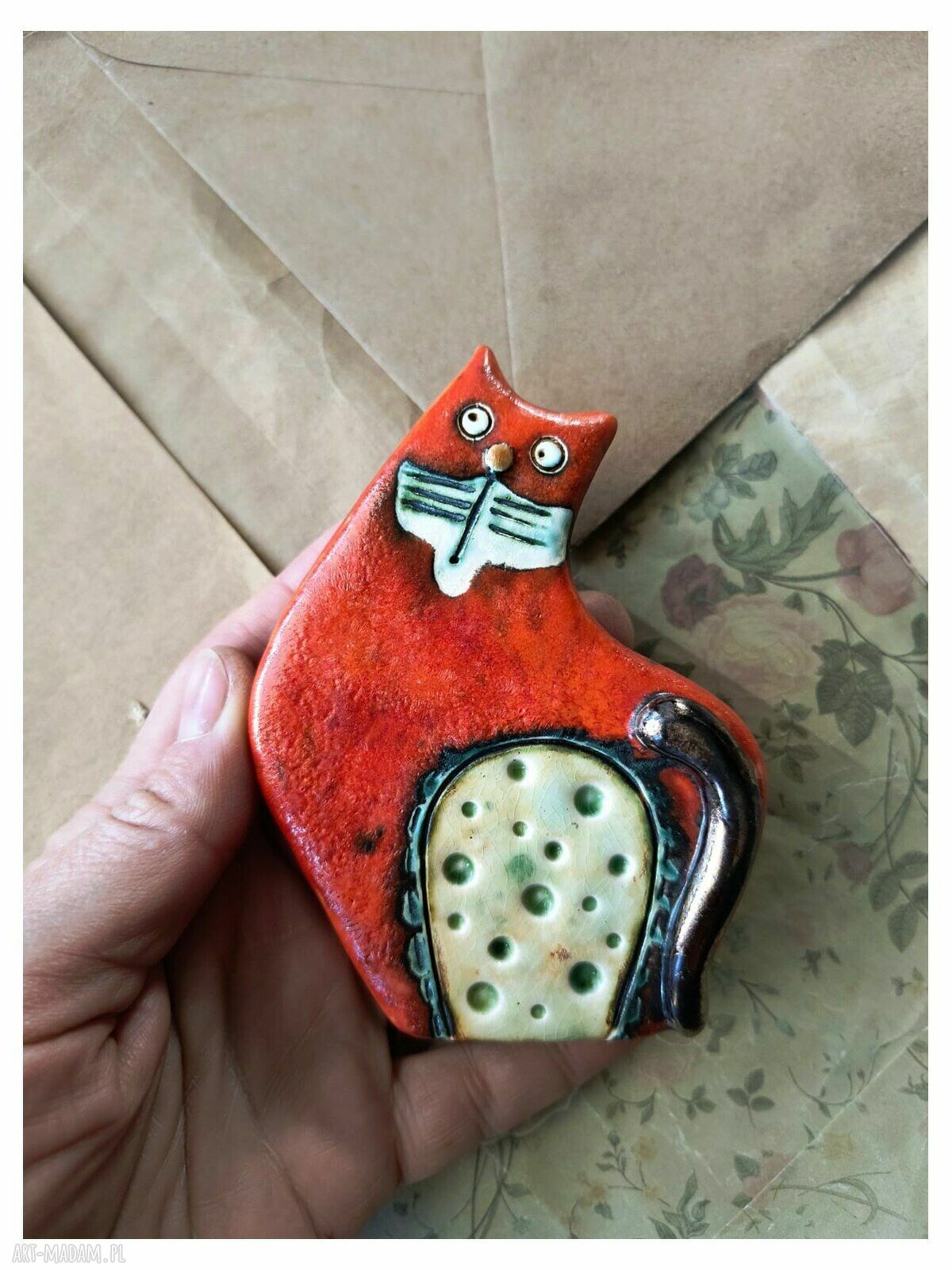 Kotek oranżowy - figurka z ceramiki handmade do postawienia