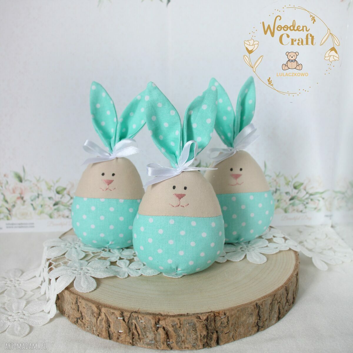Króliczek - jajko wielkanocne w ciemnej mięcie, ręcznie szyty (15 cm)