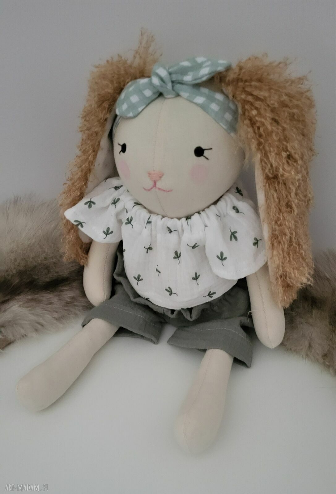 Królik - lalka kolekcjonerska z personalizacją (ok. 40 cm)