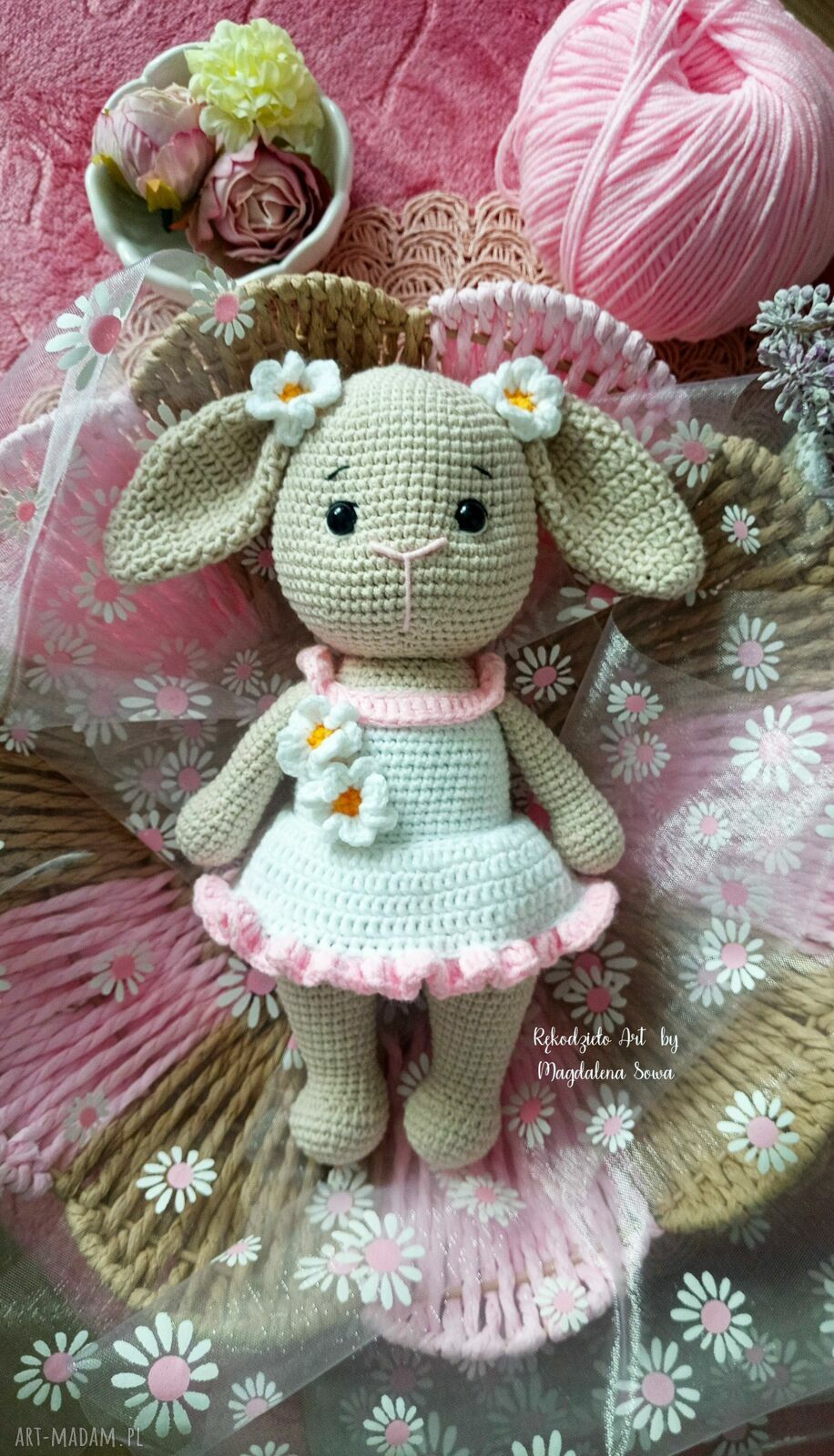 Królik na szydełku - maskotka handmade dla dziewczynki na prezent