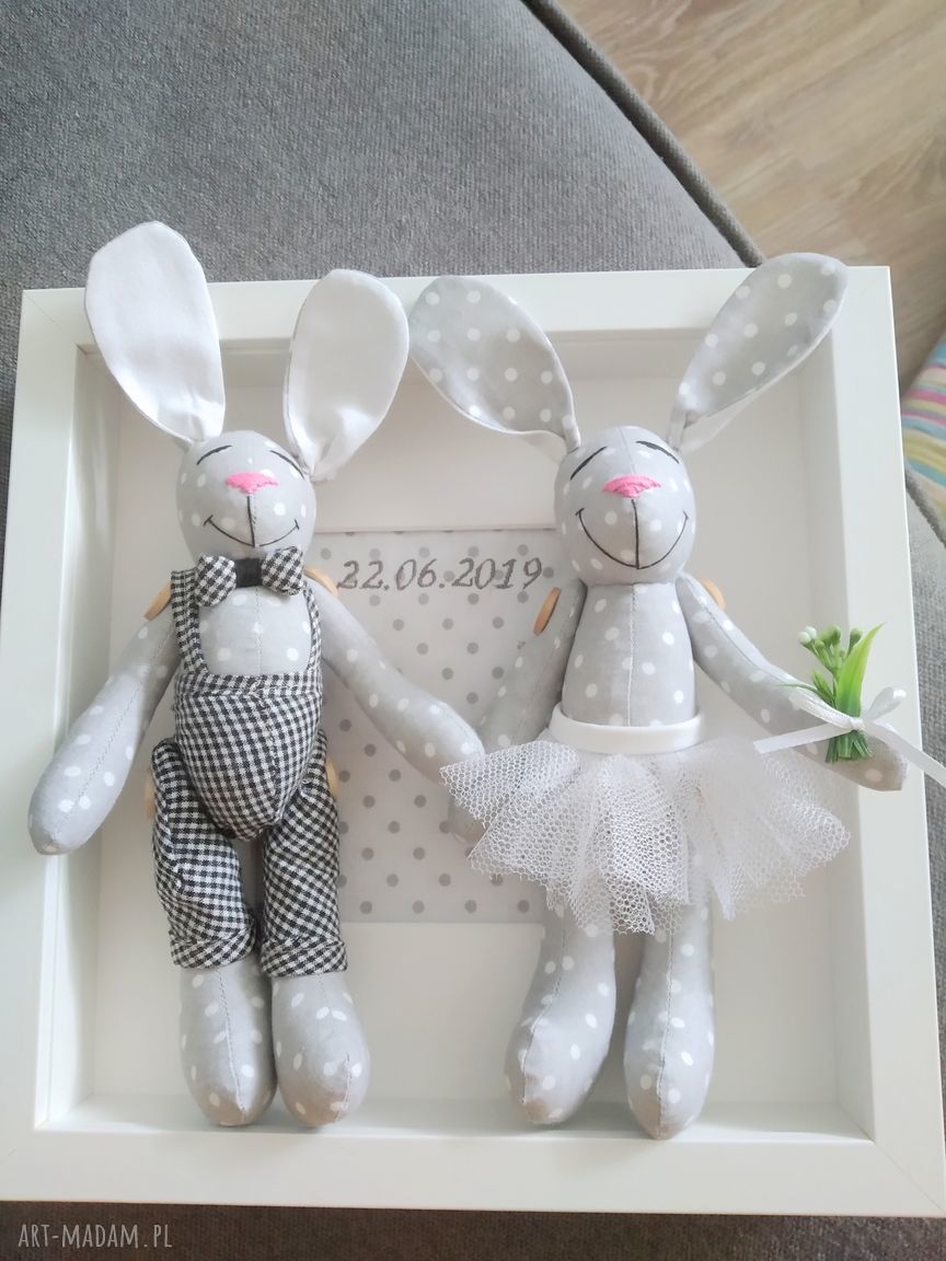 Króliki ślubne - personalizowana ramka 25x25 cm dla młodej pary
