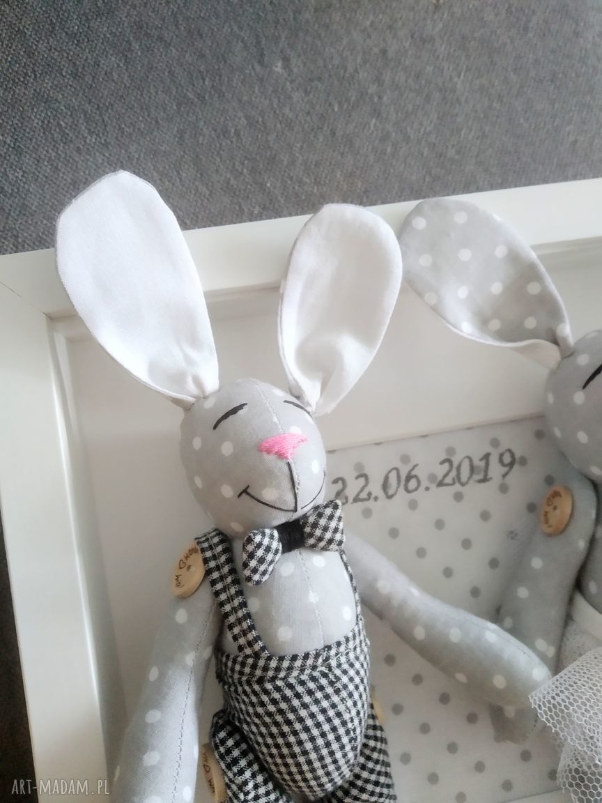 Króliki ślubne - personalizowana ramka 25x25 cm dla młodej pary