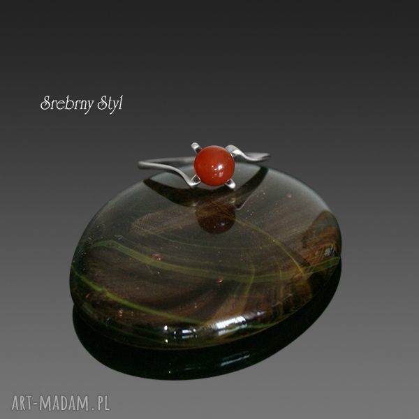 pierścionki: KROPLA CZERWIENI hand made
