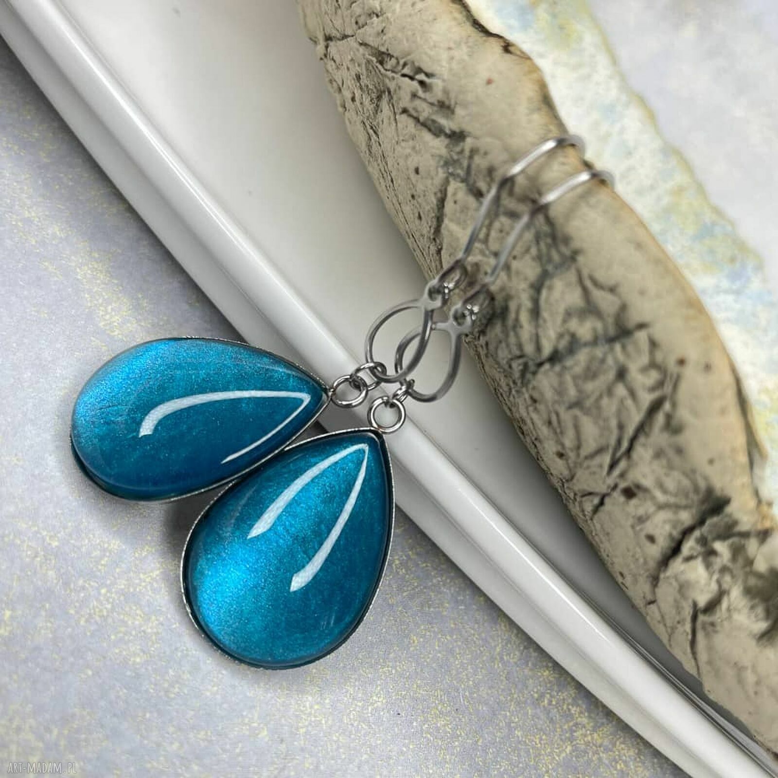 Kolczyki krople w perłowym odcieniu turkusu Ayliz e38/14