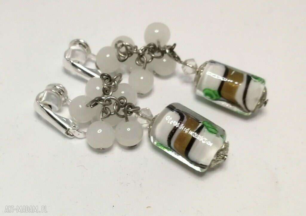 Kolorowe krótkie klipsy boho handmade - lekkie chwosty 6 cm