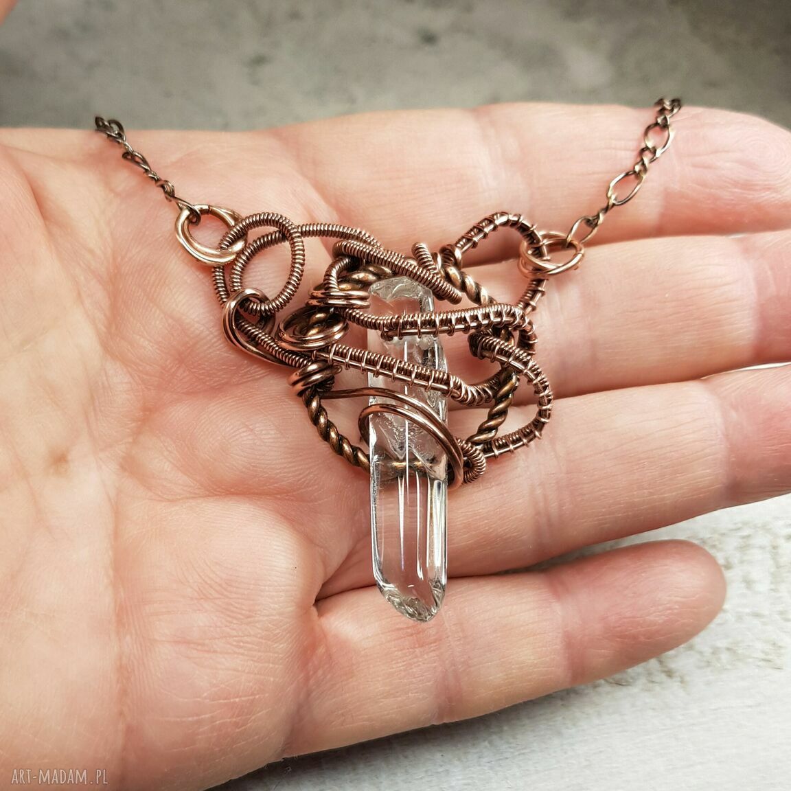 Kryształ górski m194 - miedziany naszyjnik wire wrapping z zawieszką w kształcie sopla