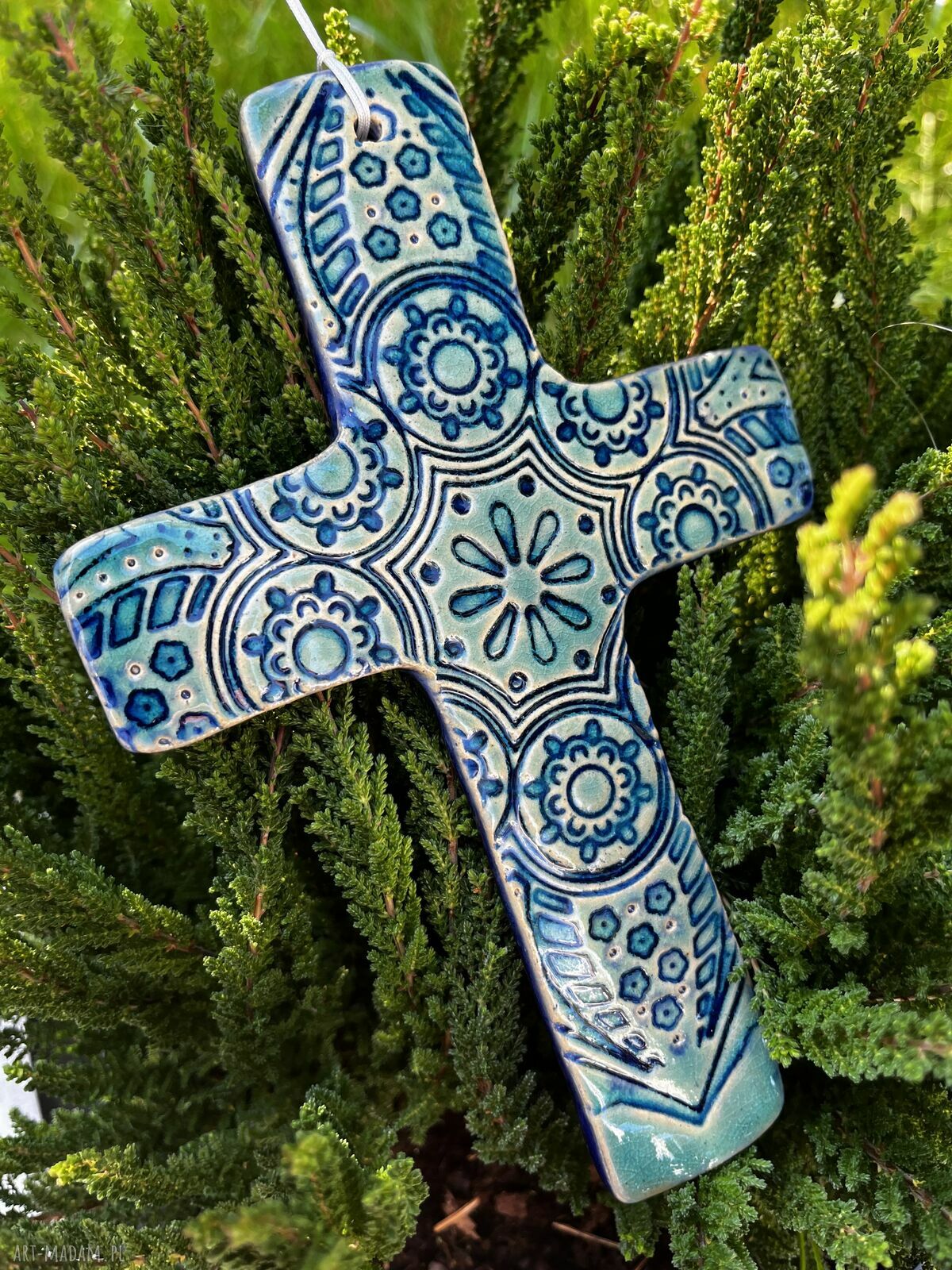 Ceramiczny krzyż dekoracyjny na ścianę