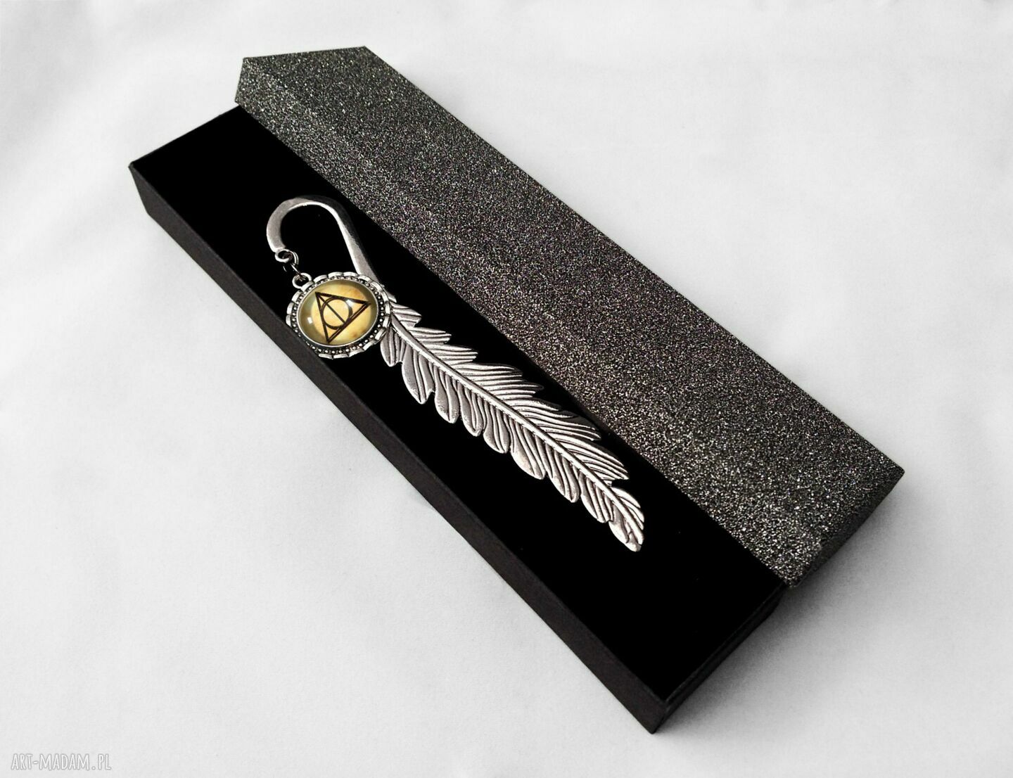 zakładki: Zakładka do książki Insygnia Śmierci Autorskie