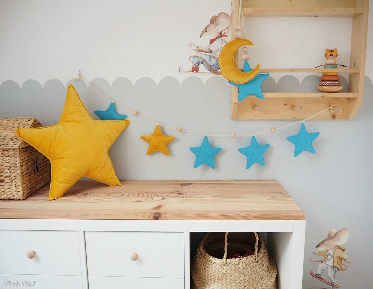 pokoik dziecka: Girlanda dekoracyjna gwiazdki na prezent Hand Made