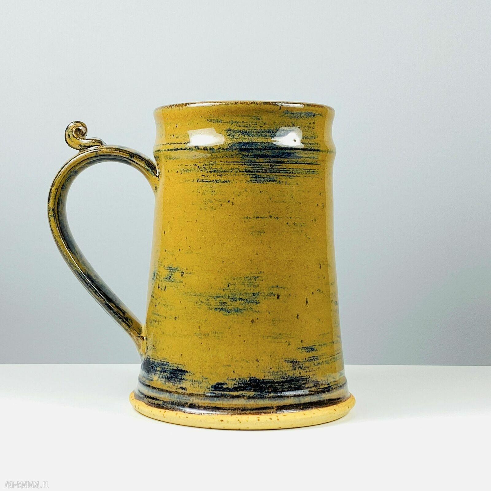 Kubek ceramiczny w kształcie kufla 400 ml - karmel i gorzka czekolada