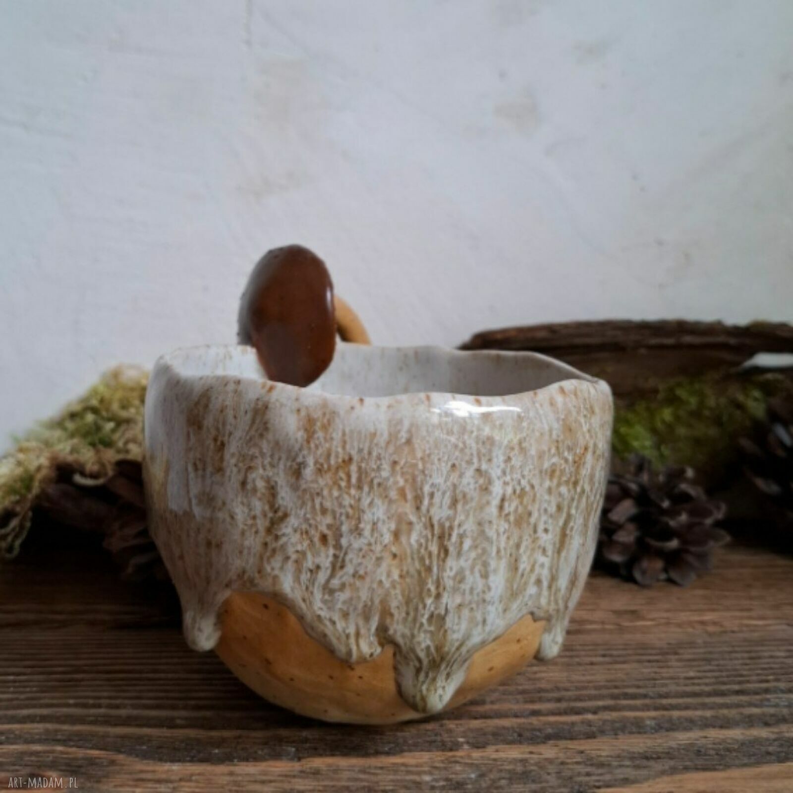 Kubek ceramiczny z grzybami Smokfa - rękodzieło dla grzybiarzy
