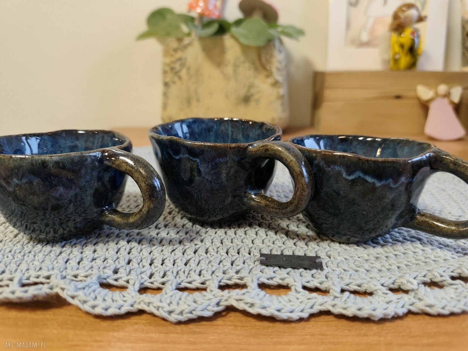 Ręcznie robiony kubek ceramiczny Wolna Chwila dla niej - niebieski, ok. 100 ml