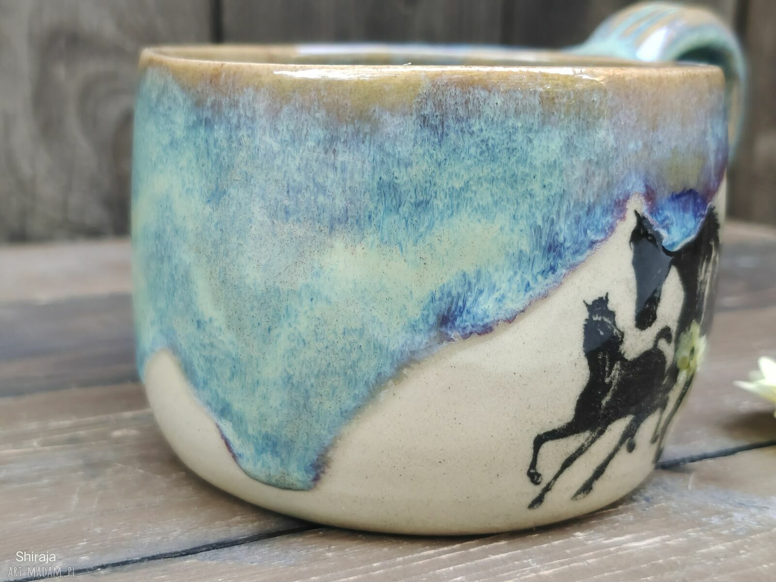 Kubek ceramiczny - konie i piórka (Shiraja)