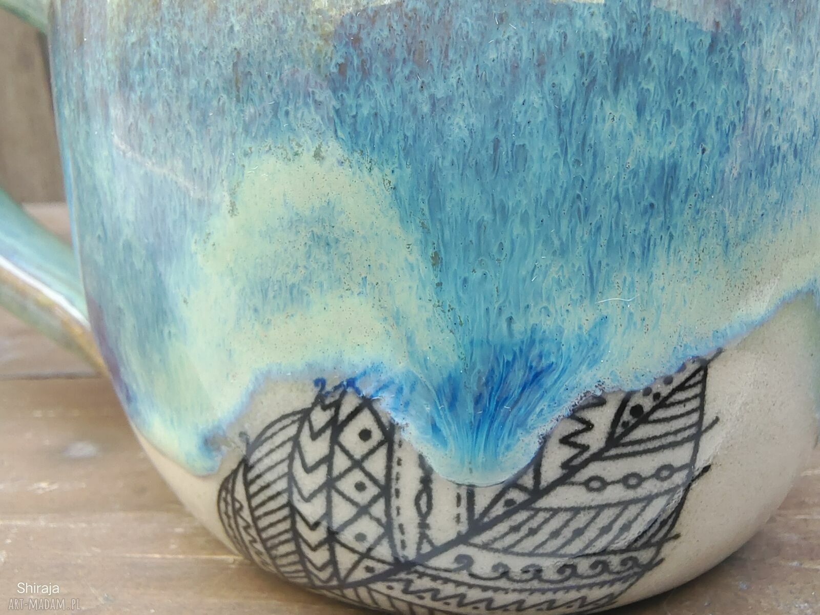 Kubek ceramiczny - konie i piórka (Shiraja)