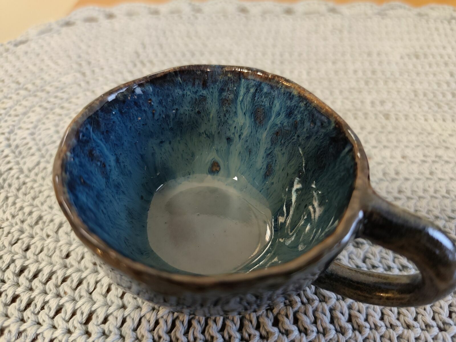 Ręcznie robiony kubek ceramiczny Wolna Chwila dla niej - niebieski, ok. 100 ml