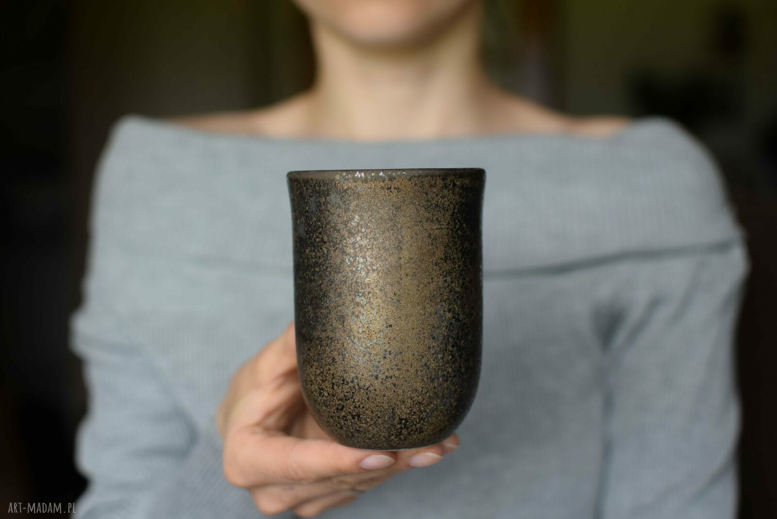Kubek Ceramiczny Ciemne Złoto 325ml