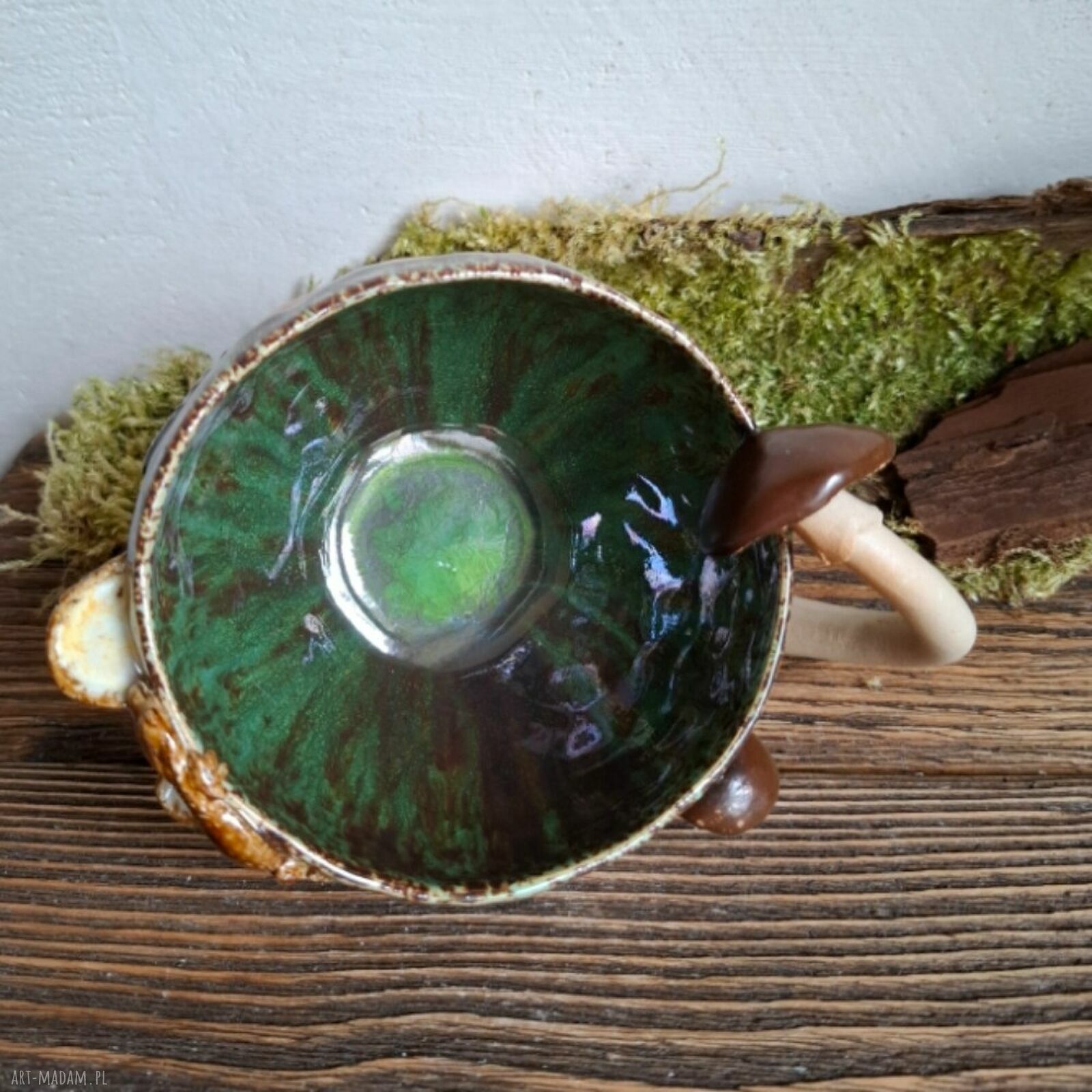 Kubek ceramiczny Leśny Dar z jaszczurką - handmade Smokfa