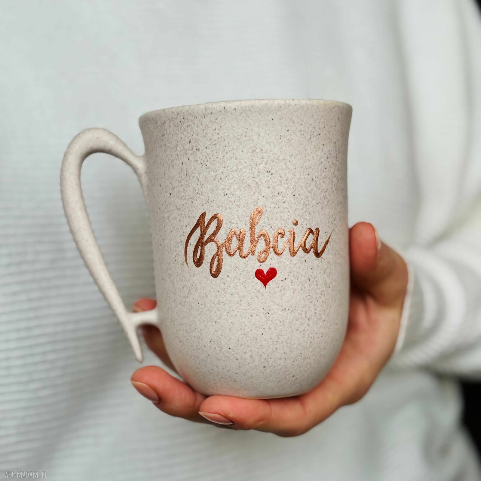 Elegancki kubek dla Babci kremowy ze złotym napisem - 300 ml
