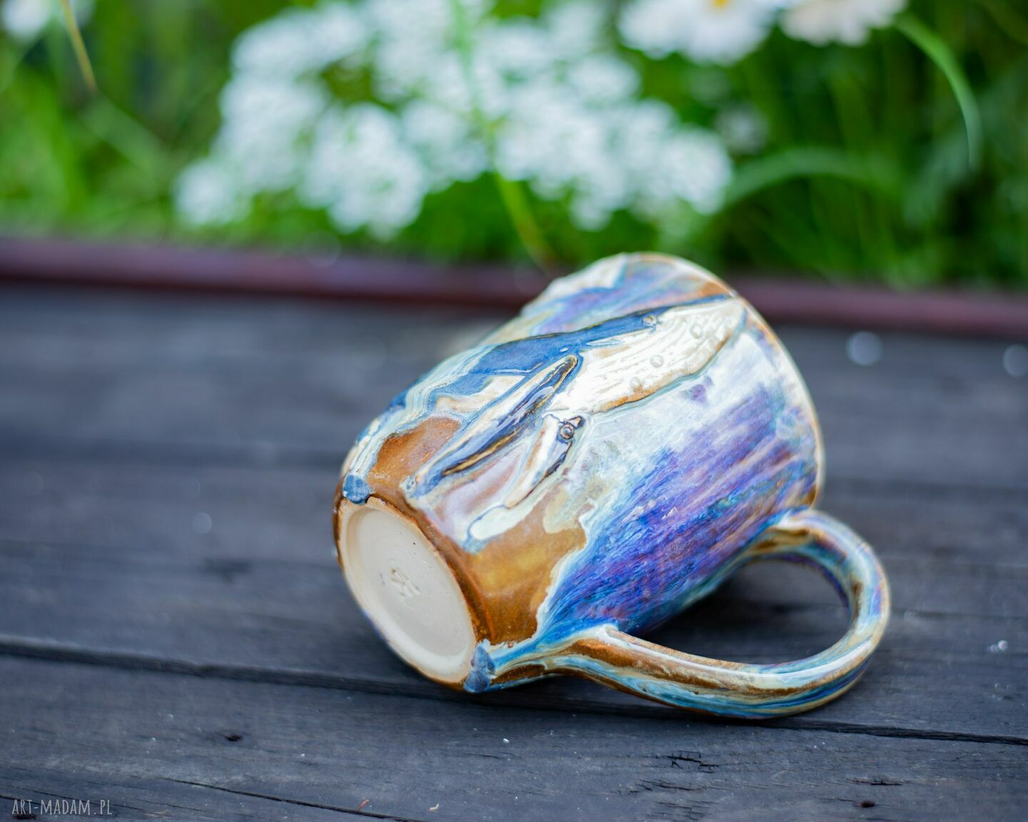 Duży kubek kamionkowy z wielorybem OPAL 350 ml