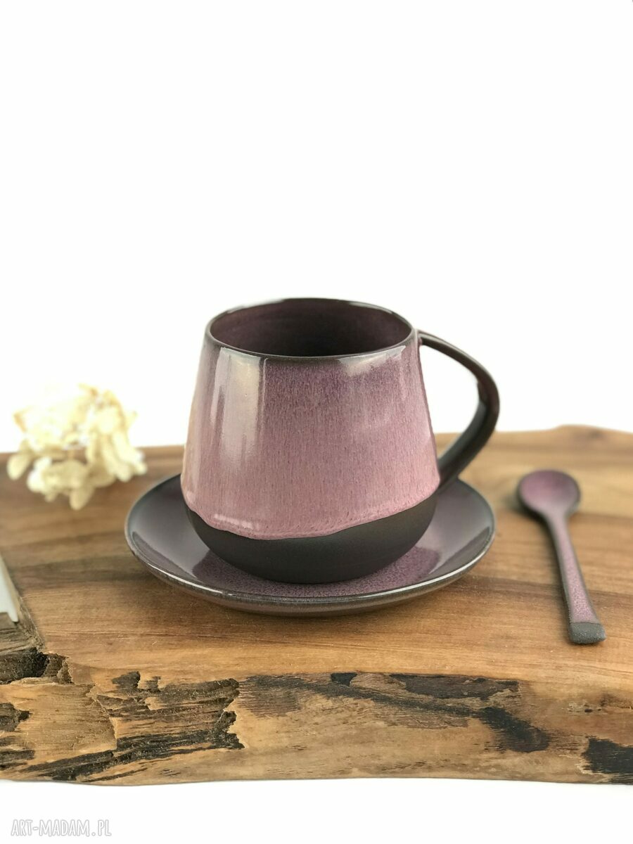Kubek ceramiczny beczułka ze spodkiem 320 ml - ciemny pudrowy róż