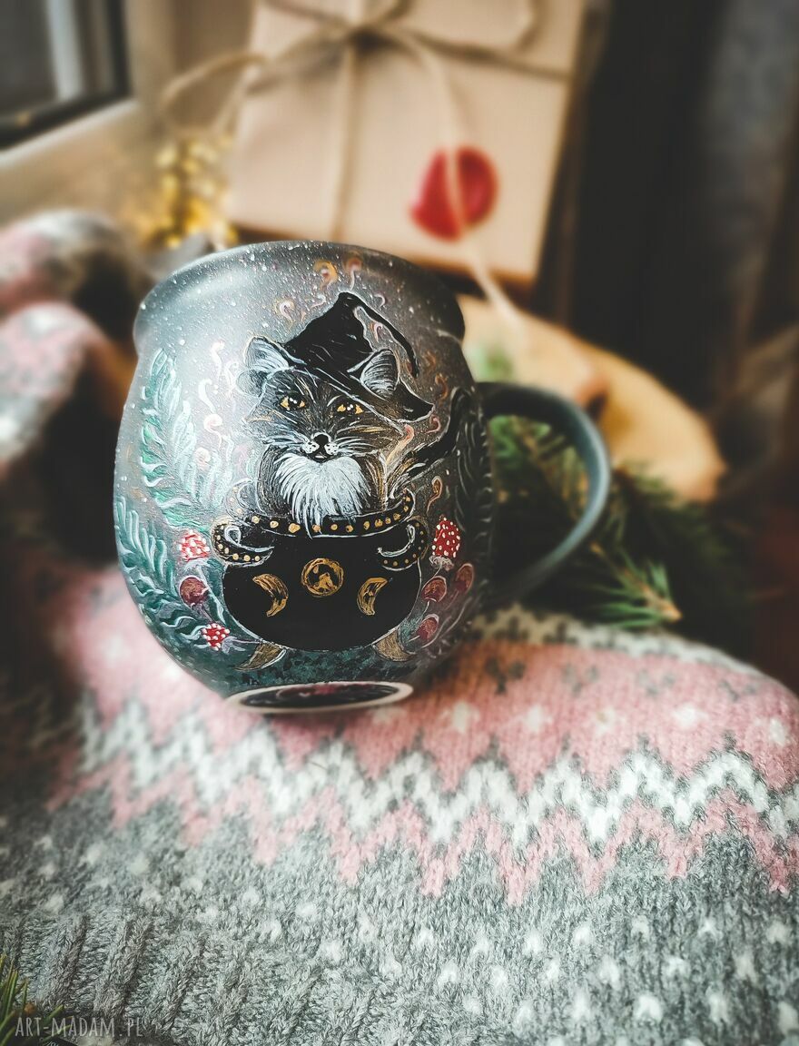 Kubek kociołek wilk - ręcznie malowana porcelana 400 ml