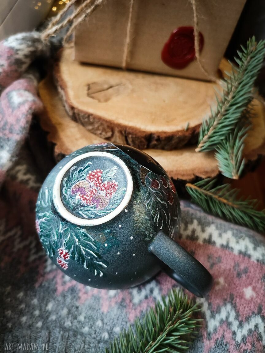 Kubek kociołek wilk - ręcznie malowana porcelana 400 ml
