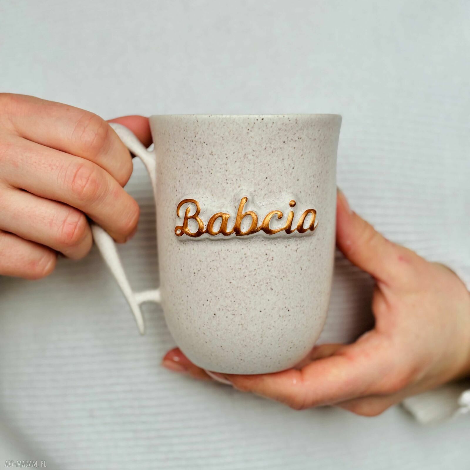 Kubek kremowy Babcia 300ml - złoty napis 3D ręcznie odlewany