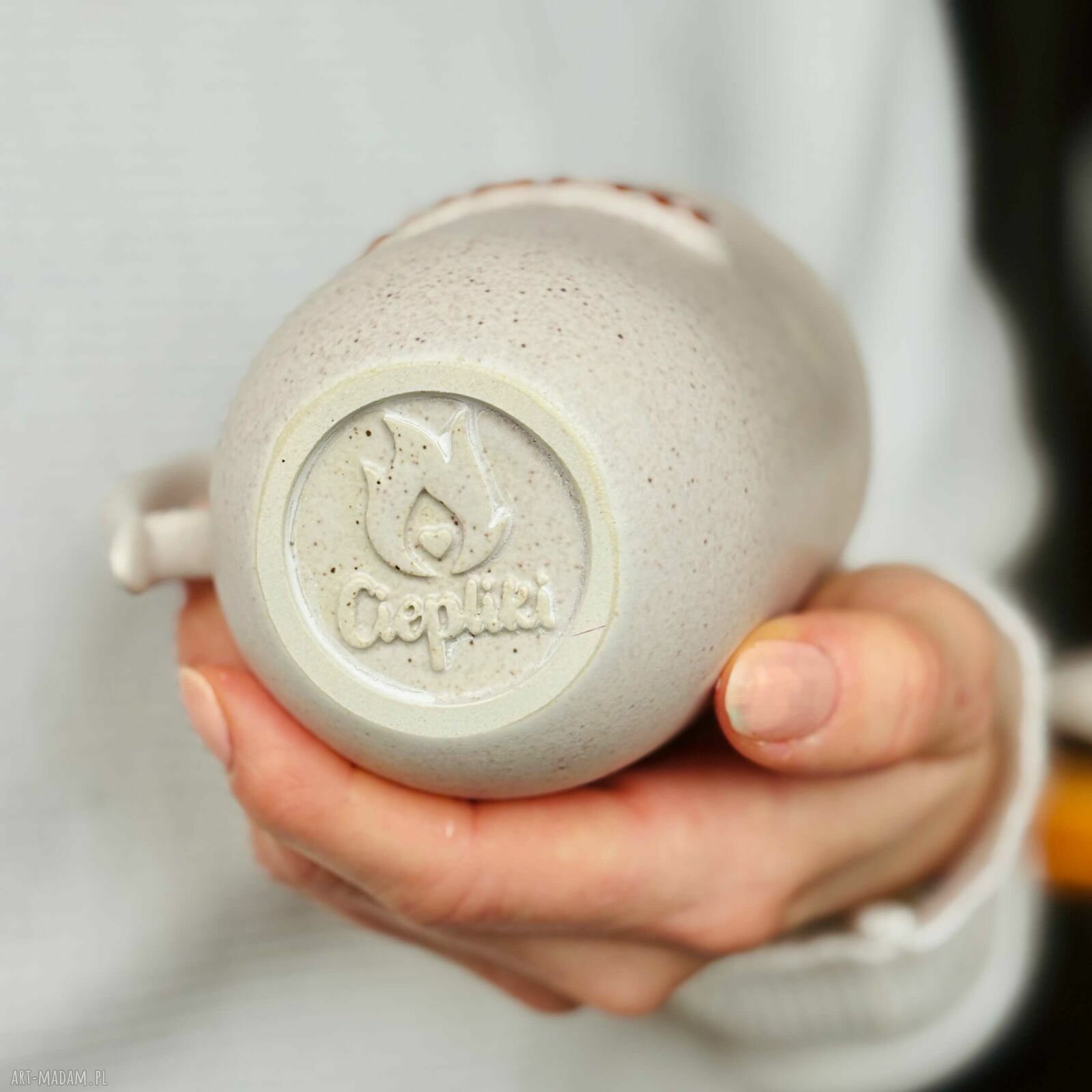 Kubek kremowy Babcia 300ml - złoty napis 3D (ręcznie odlewany)