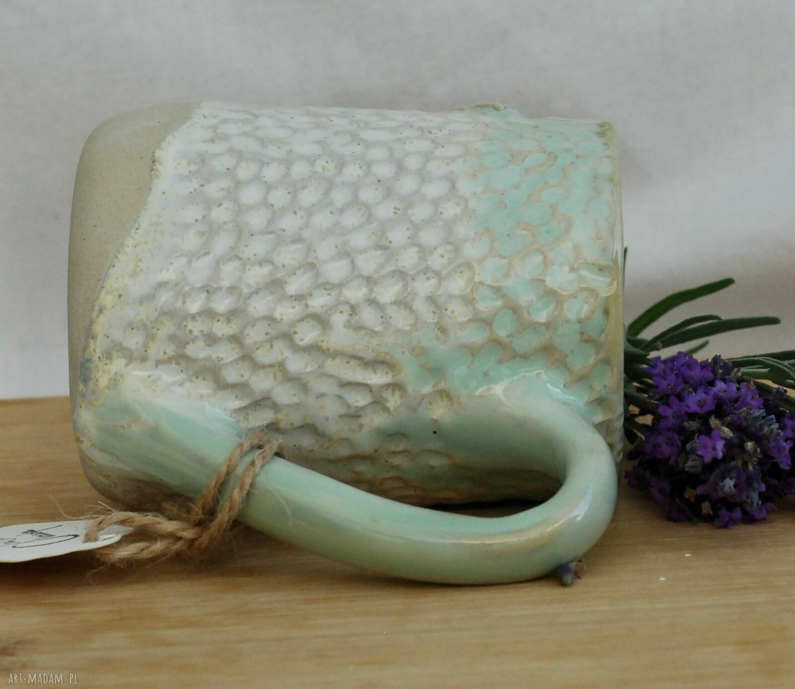 Mały kubek ceramiczny "Piórka" - ręcznie robiony z gliny