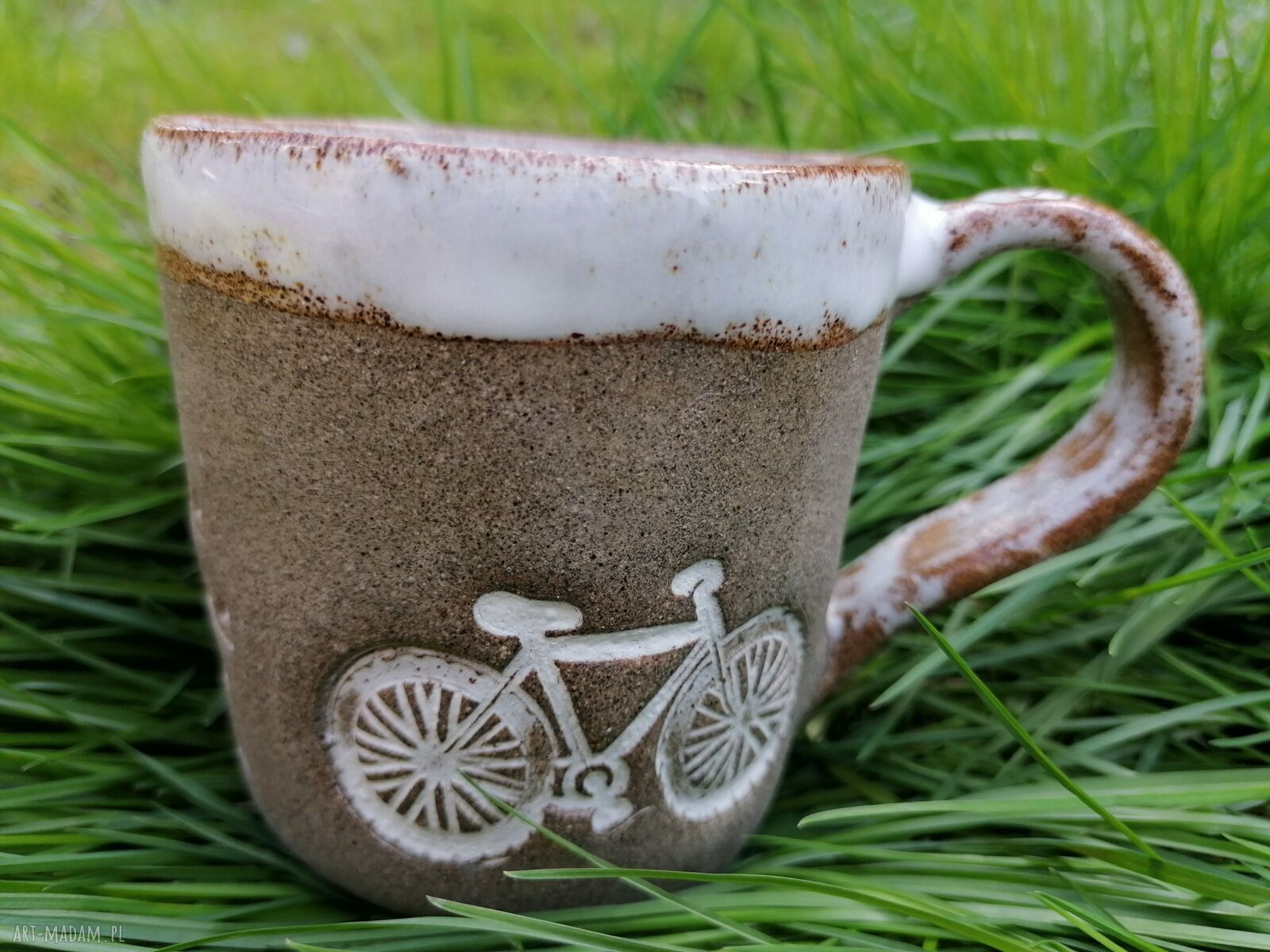 Kubek nie tylko dla rowerzystów - motyw roweru z ceramiki