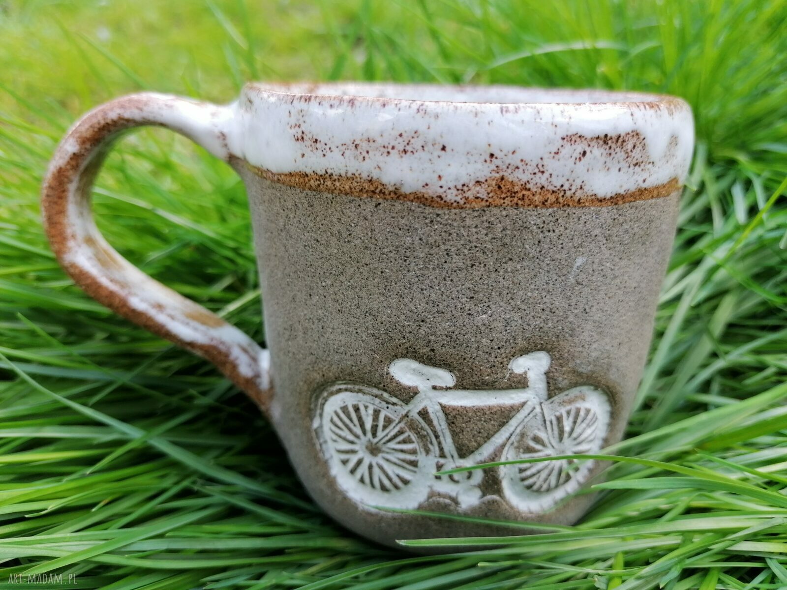 Kubek nie tylko dla rowerzystów - motyw roweru z ceramiki