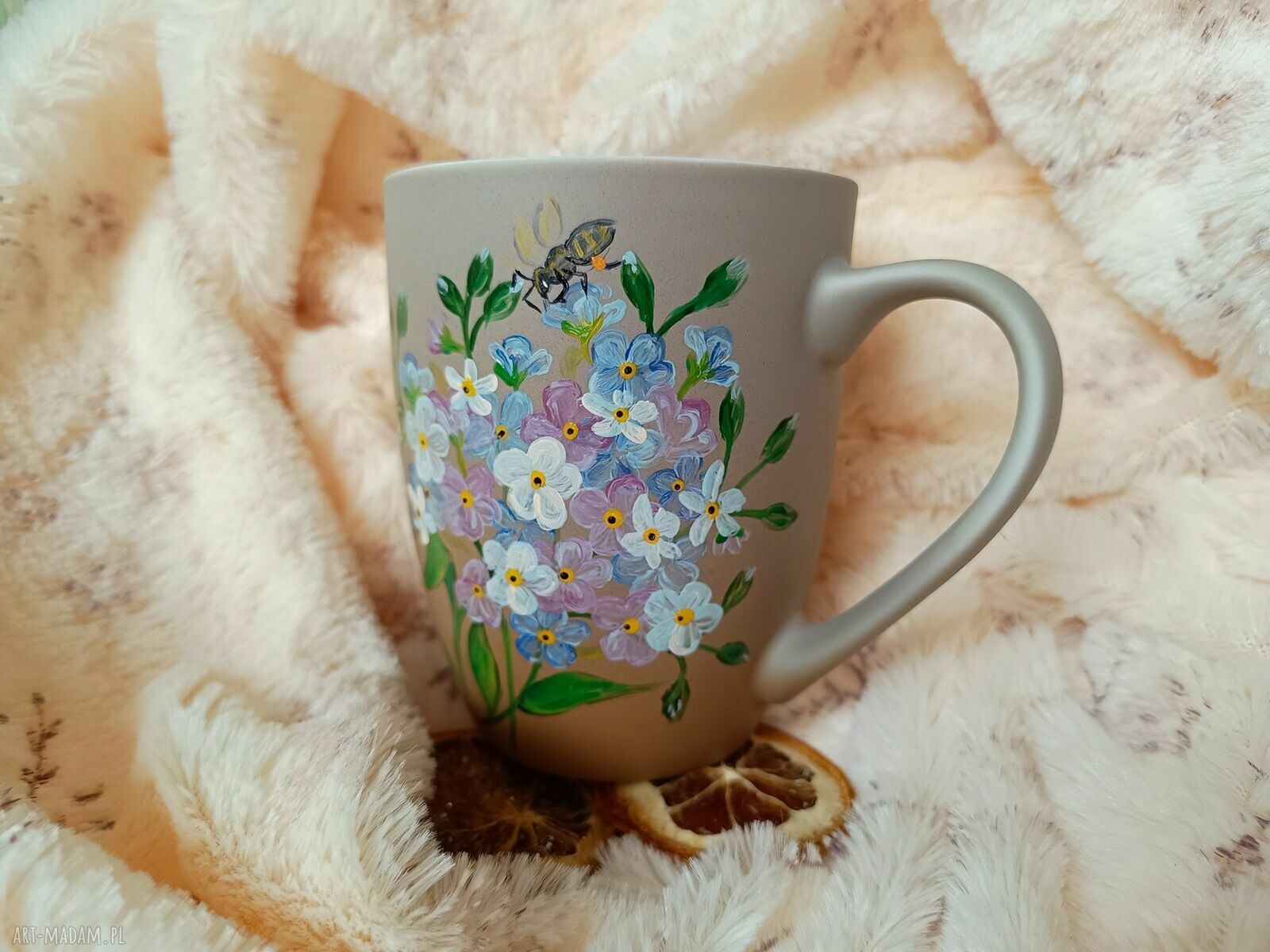 Kubek niezapominajki pszczoły. Kubek nie zapomnij mnie 300 ml