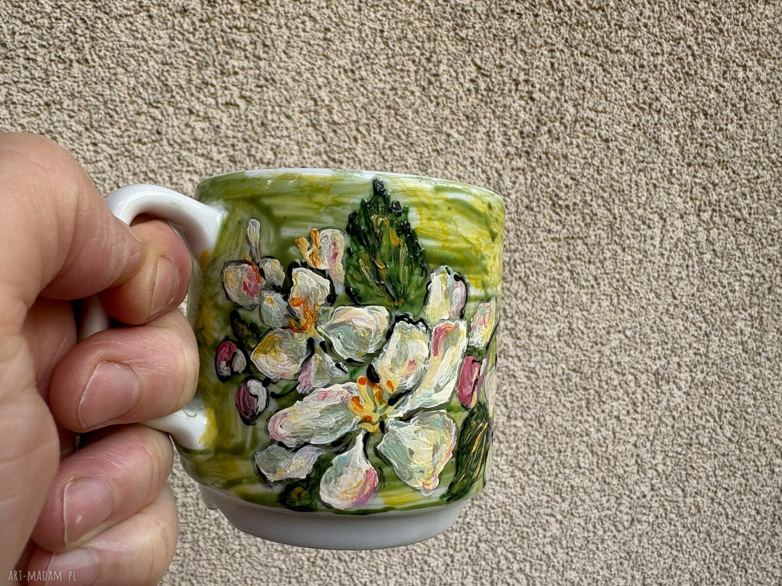 Porcelanowy kubek ręcznie malowany „Kwitnąca jabłoń” 250 ml