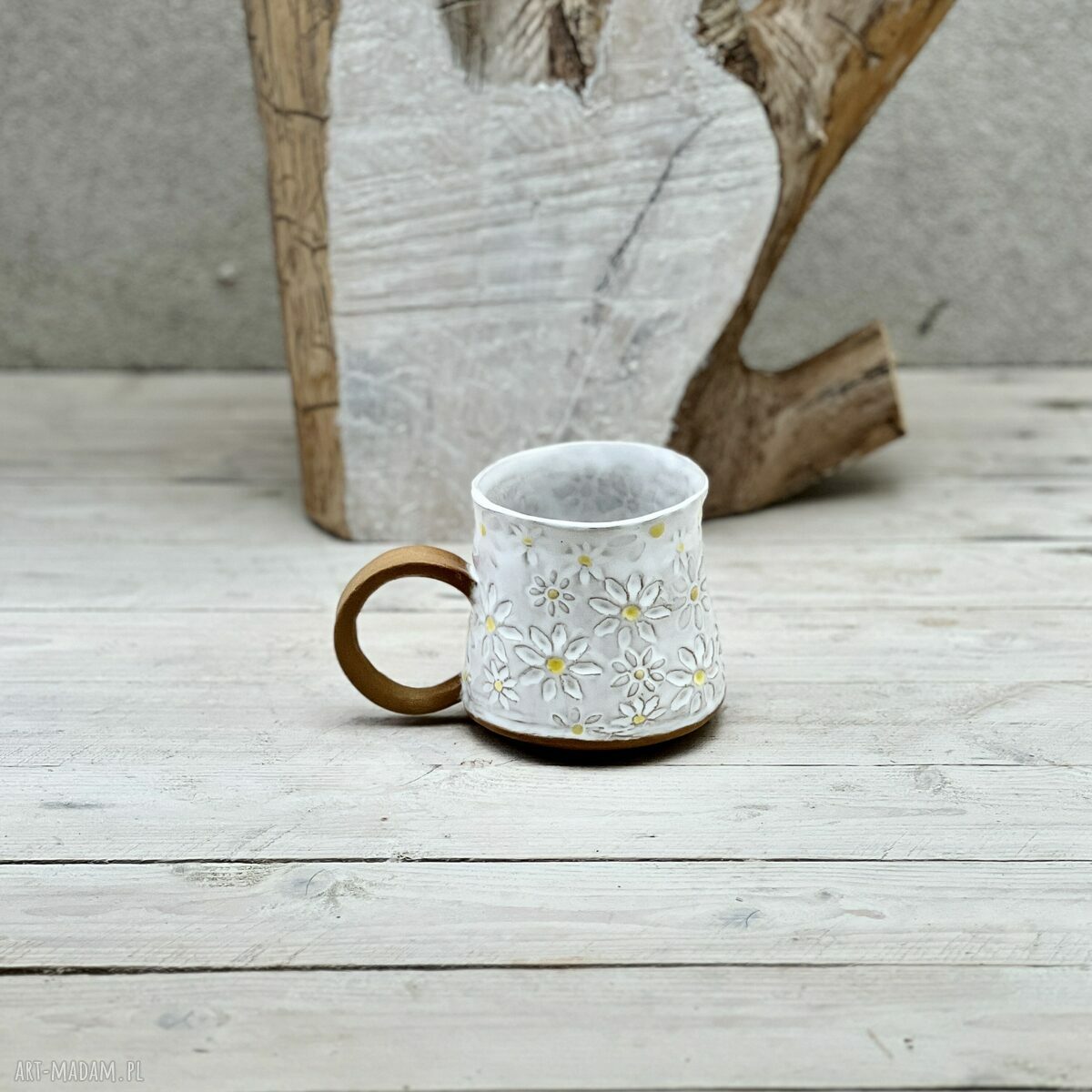 Kubek ceramiczny w margerytki 450 ml