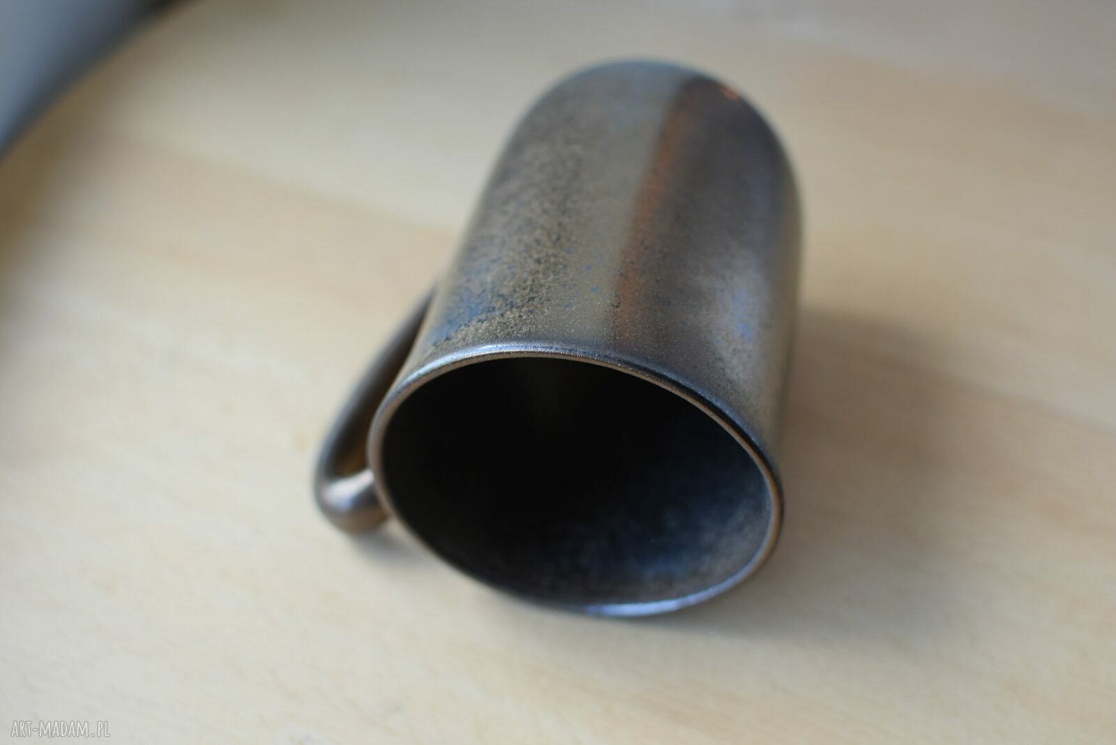 Kubek z pokrywką Złoto Srebrny 325 ml - rękodzieło ceramiczne