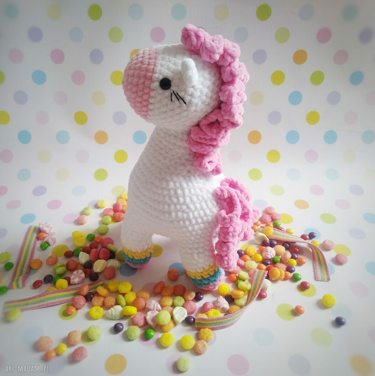 Kucyk cukiereczek - przytulanka amigurumi ręcznie szydełkowana