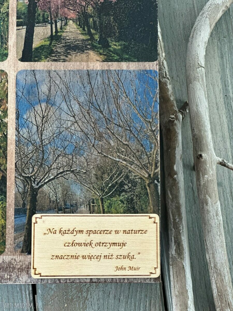 Drewniany kufer w kształcie książki - cztery pory roku - pudełko na biżuterię