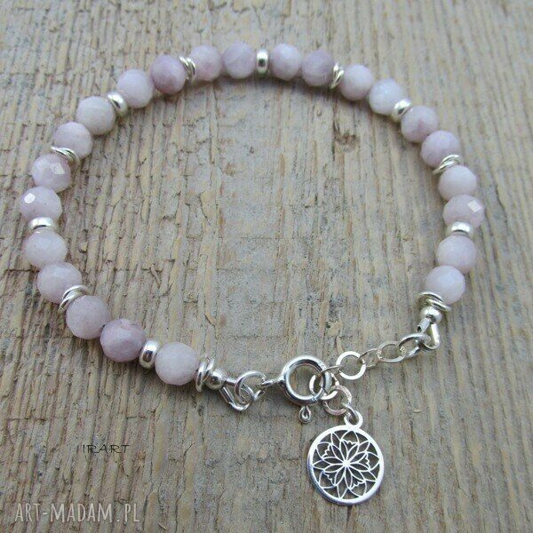 Kunzytowa bransoletka z przekładkami ze srebra 925 - handmade